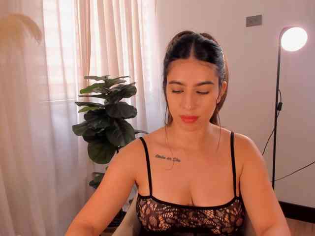 LiaPearce webcam