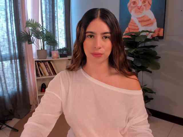 LiaPearce webcam