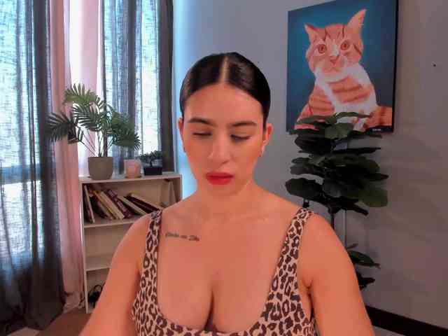 LiaPearce Live Webcam on BongaCams
