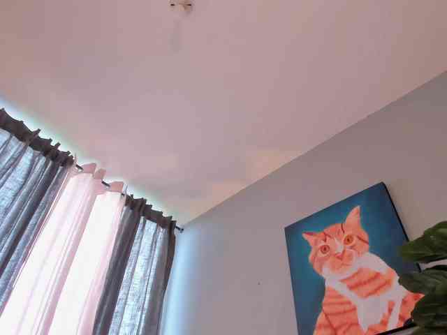 LiaPearce webcam