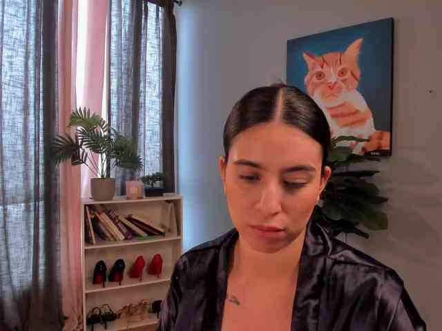 LiaPearce Live Webcam on BongaCams