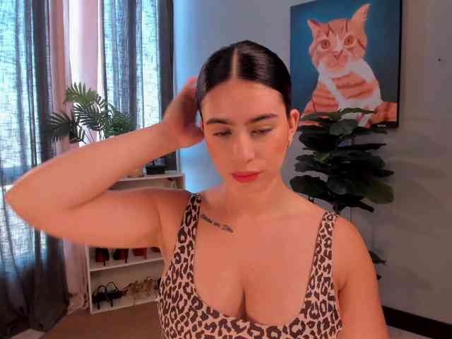 LiaPearce webcam