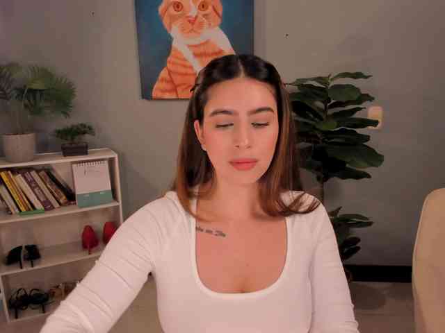 LiaPearce webcam