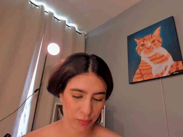 LiaPearce webcam