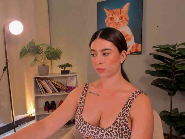 LiaPearce webcam