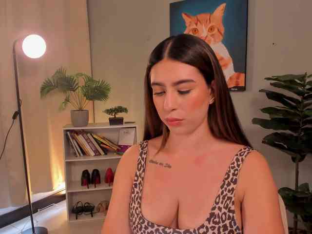 LiaPearce webcam