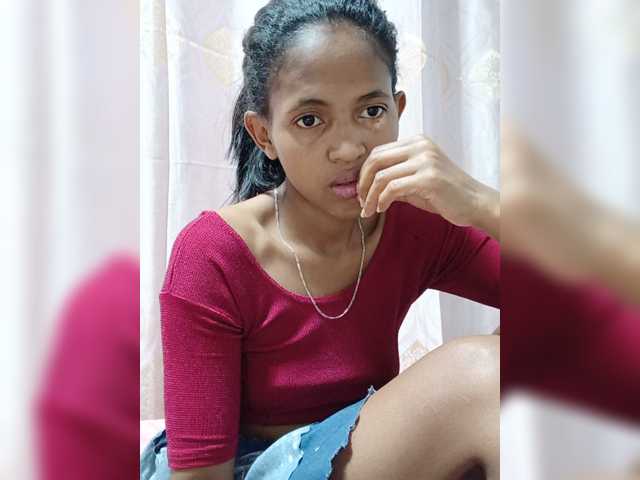 evasmile live cam on BongaCams