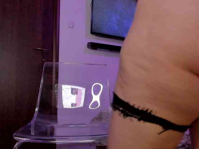 Bri4anna webcam