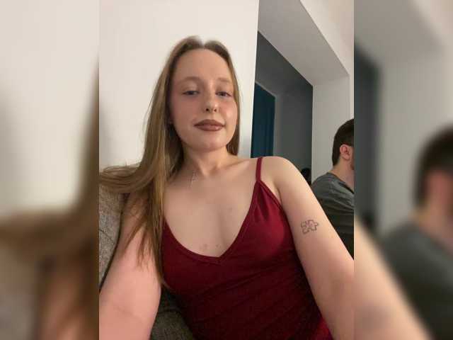 PeachPie live cam on BongaCams
