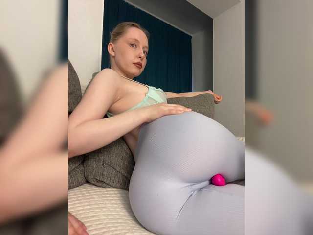 PeachPie's BongaCams profile