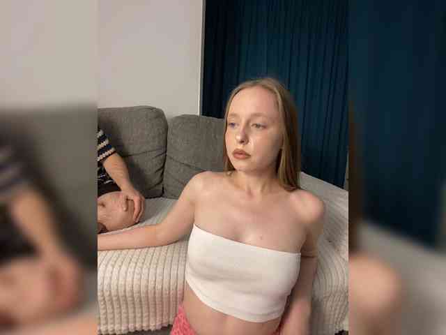 PeachPie Sex Cam Show
