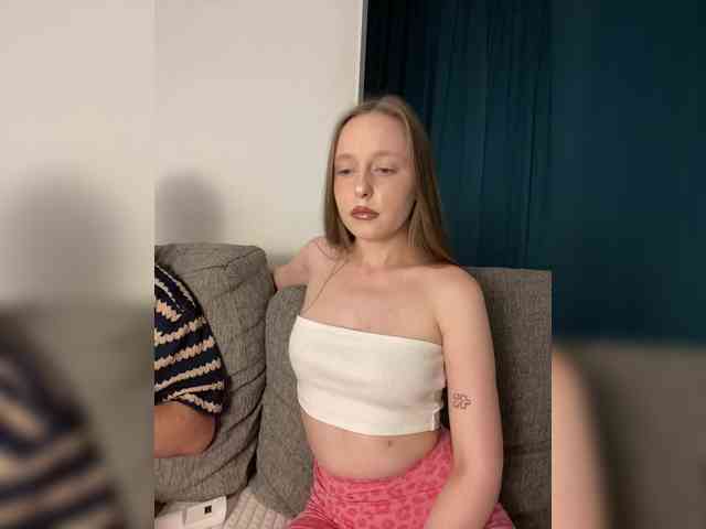 PeachPie Sex Cam Show