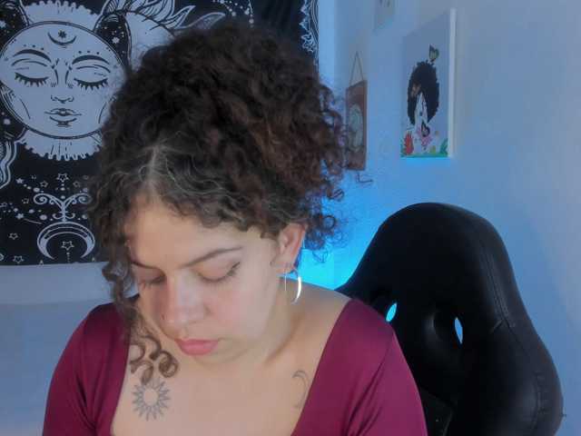 Just-katiex live cam on BongaCams