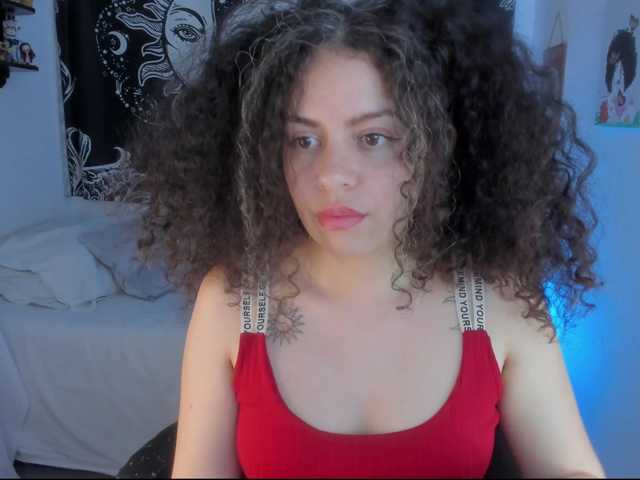 Just-katiex live cam preview