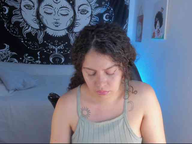 Just-katiex webcam