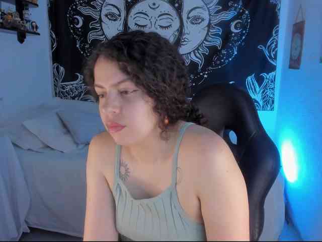 Just-katiex webcam