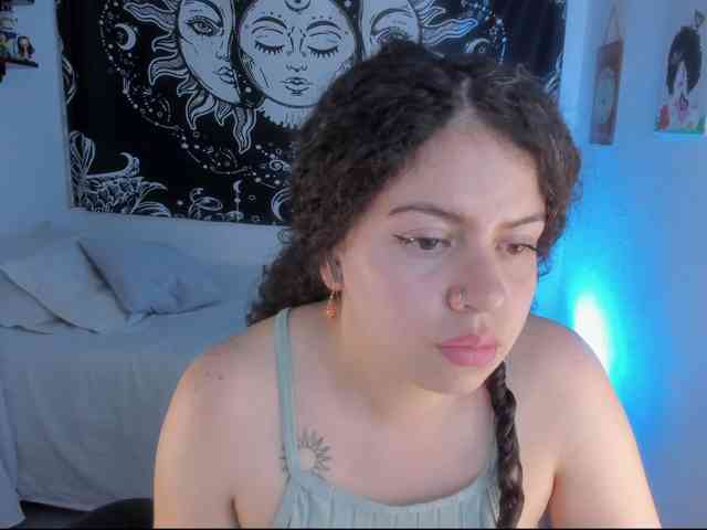 Just-katiex webcam
