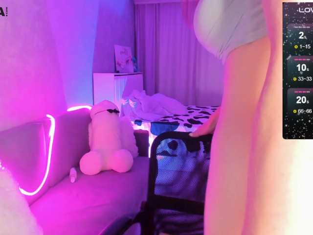 Nude-Nansy
