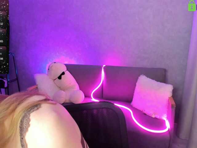 Nude-Nansy