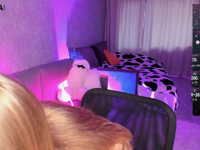 Nude-Nansy live webcam show