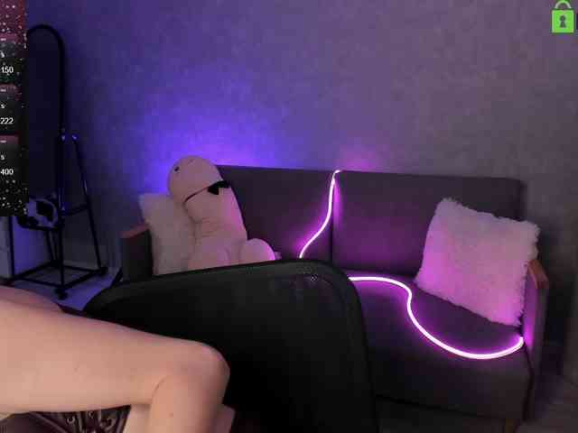 Nude-Nansy webcam