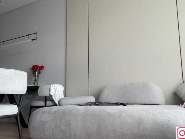 diffgirls1-1's BongaCams show and profile