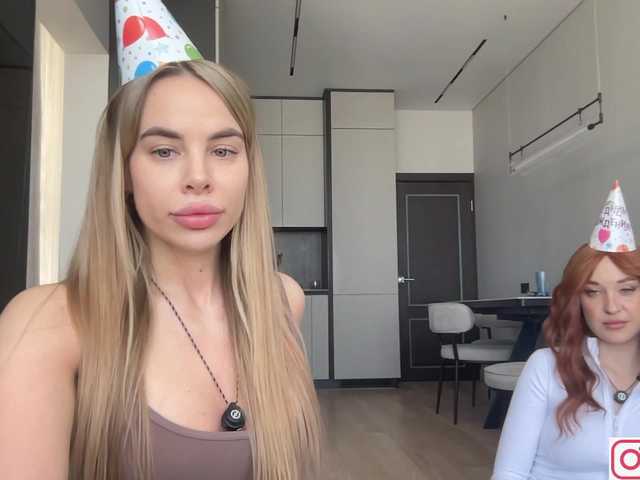 Sex chat gratuit in direct cu diffgirls1-1 pe BongaCams