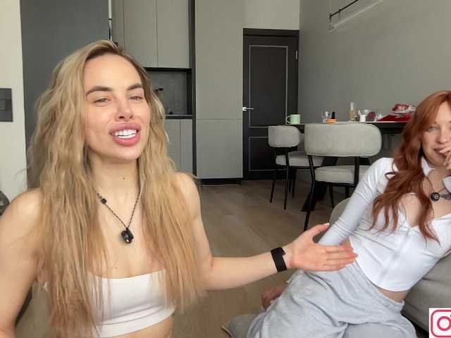 diffgirls1-1 Free Live Cam on BongaCams