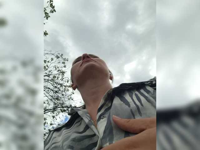 DIVo_0RA