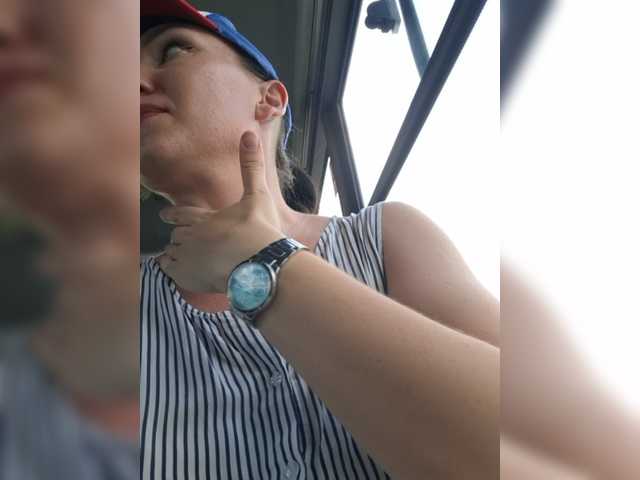 DIVo_0RA live cam