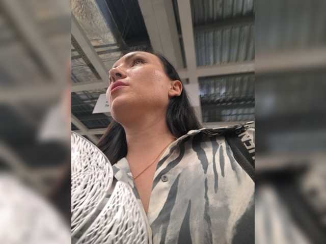 DIVo_0RA live cam preview