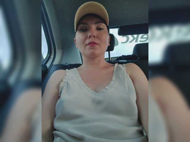 divora live sex show