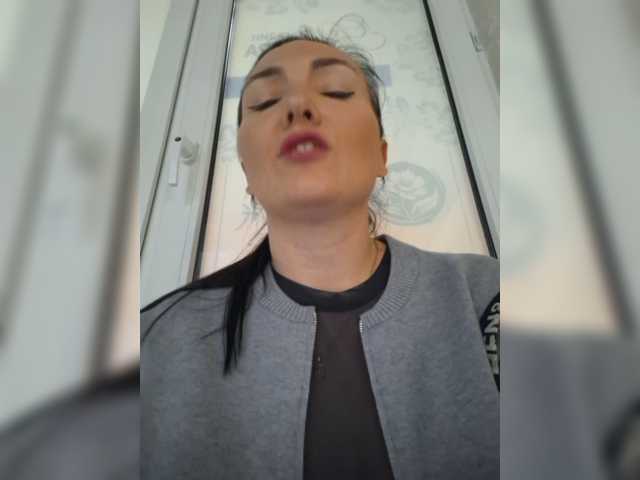DIVo_0RA