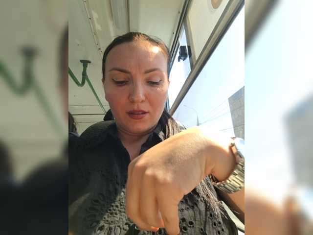 DIVORA live cam on BongaCams
