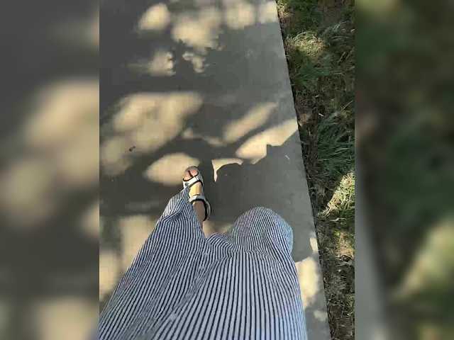 DIVo_0RA live webcam show