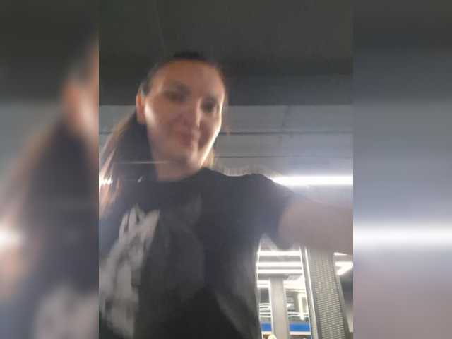 DIVORA live cam on BongaCams