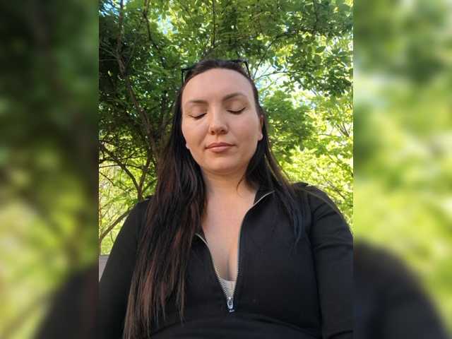 DIVORA's BongaCams profile