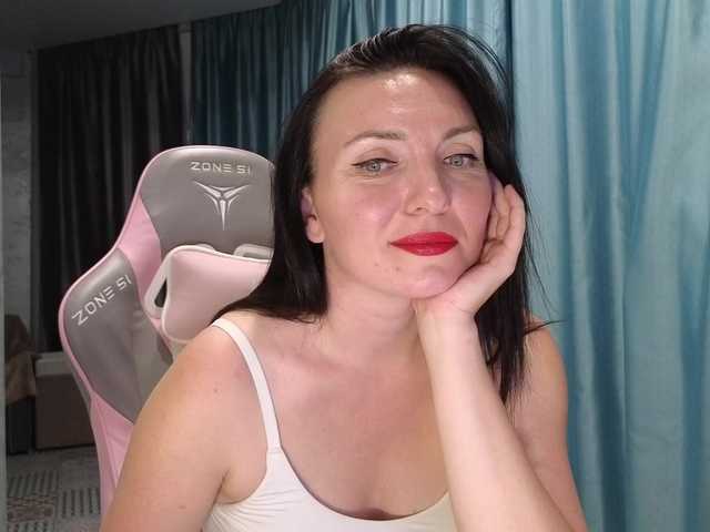 DIVo_0RA live webcam show