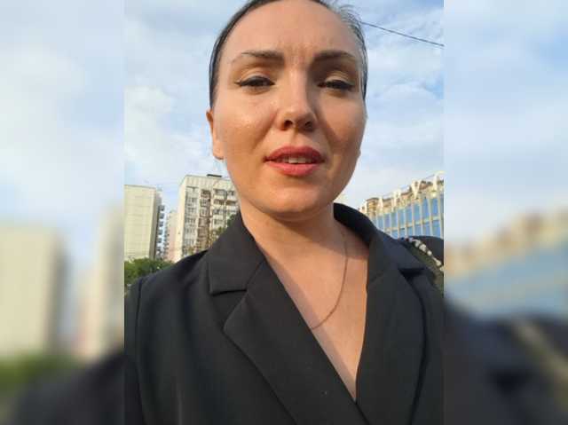 DIVo_0RA live cam preview