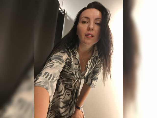 DIVo_0RA live cam preview