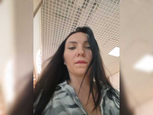DIVo_0RA live cam preview