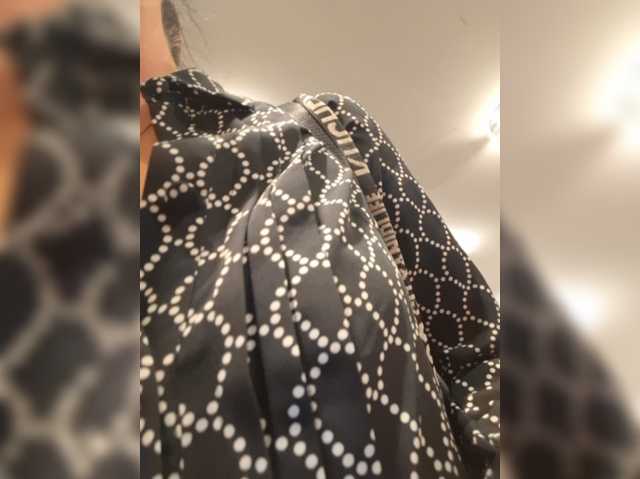 DIVo_0RA