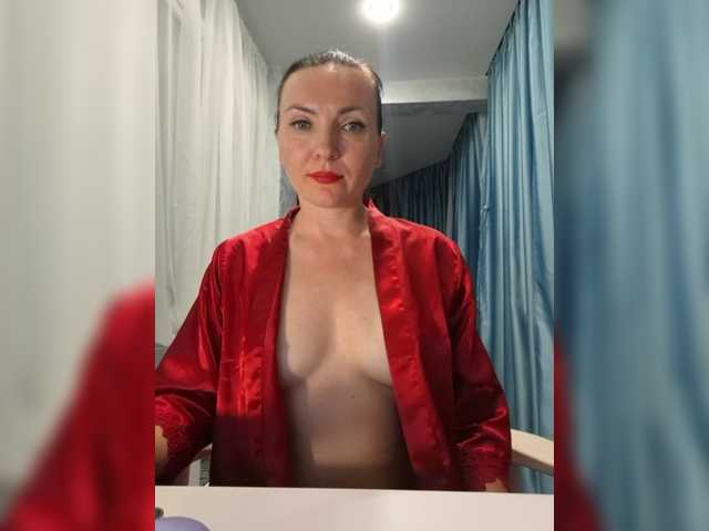 DIVORA live cam