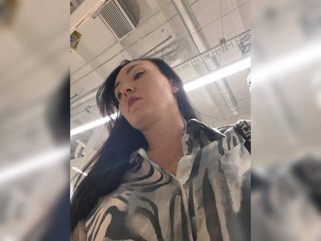 DIVo_0RA live cam preview