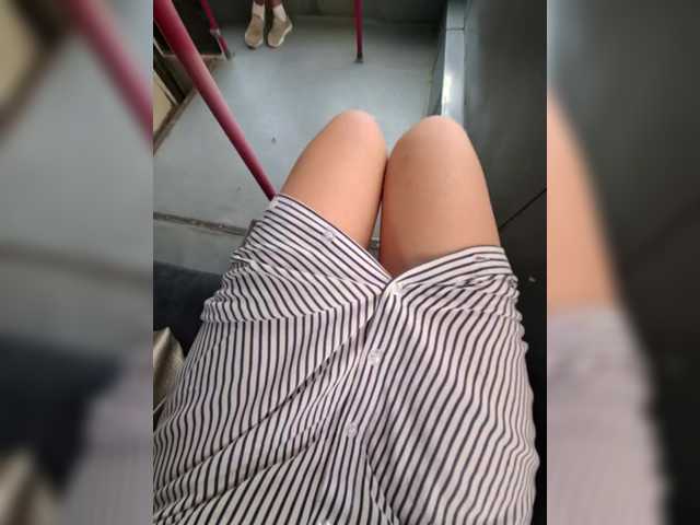 DIVORA live cam on BongaCams