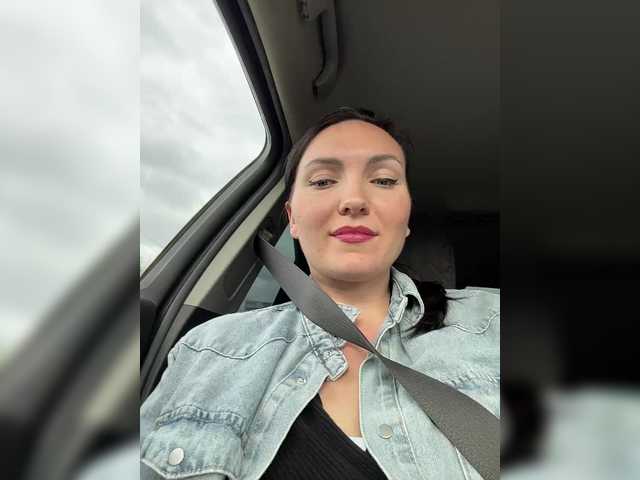 DIVORA's BongaCams profile