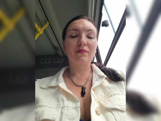 divora live sex show