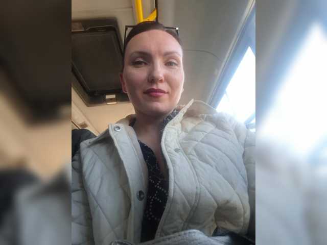 DIVORA's BongaCams profile