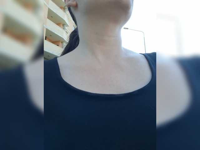 DIVORA live webcam show