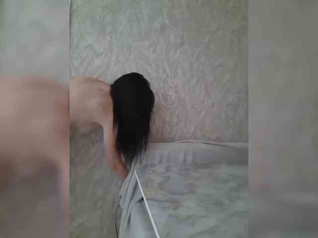 Divo_0ra's cam show statistics and live stream